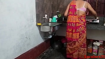 Red saree Kitchen Intercourse In Sonali ( Official Vid By Localsex31)