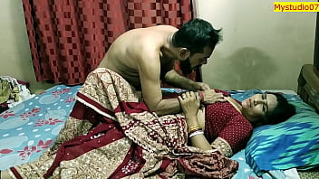 Indian hard-core mom bhabhi real hook-up with hubby close friend! Clear hindi audio