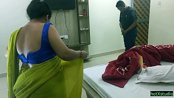 Indian Business fellow humped sizzling hotel maid at kolkata! Clear muddy audio