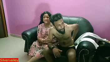 Desi luxurious aunty bang-out with after coming from ! Hindi scorching bang-out videos