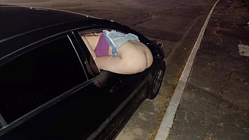 Wife butt out for strangers to fuck her in public!