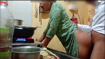 Indian jaw-dropping wife got pounded while cooking