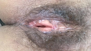 Sight at my fur caked fuckbox wide open after having fucked, I love being screwed